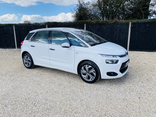 A 2015 CITROEN C4 PICASSO 1.6 e-HDi Exclusive MPV 5dr Diesel ETG6 Euro 5 (s/s) (115 ps)