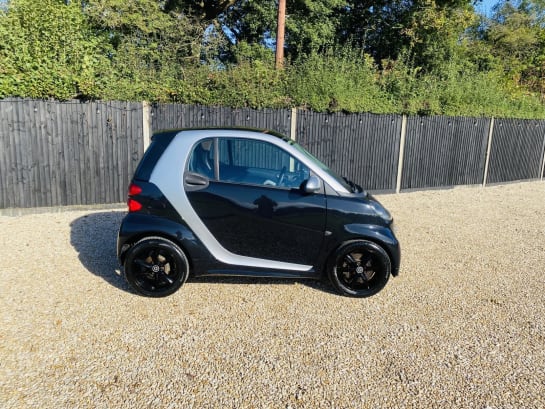 A 2014 SMART FORTWO 1.0 MHD Grandstyle Coupe 2dr Petrol SoftTouch Euro 5 (s/s) (71 bhp)