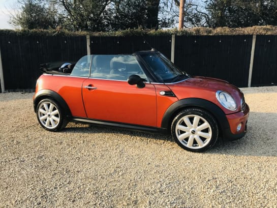 A 2011 MINI CONVERTIBLE 1.6 One Convertible 2dr Petrol Manual Euro 5 (98 ps)