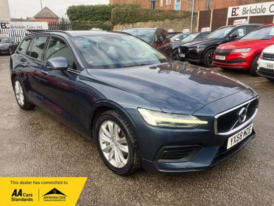 A null VOLVO V60 2.0 D4 Momentum Estate 5dr Diesel Manual Estate Euro 6 (s/s) (190 ps) FSH -