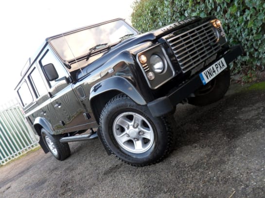 A null LAND ROVER DEFENDER 110 LandRover Defender 2.2 TDCi XS Barolo Black Heated Seats Factory Original E