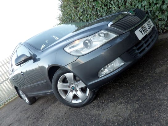 A null SKODA OCTAVIA Skoda Octavia 1.6TDI Elegance Estate Cambelt Replaced Clutch Replaced £35 T