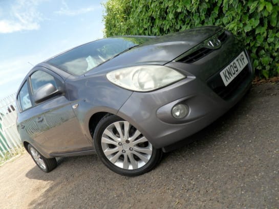 A null HYUNDAI I20 1.4 Style Hatchback 5dr Petrol Manual Euro 4 (100 bhp)