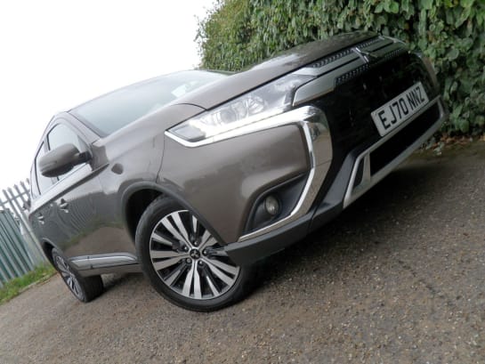 A 2021 MITSUBISHI OUTLANDER 2.0 MIVEC Design SUV 5dr Petrol CVT 4WD Euro 6 (s/s) (150 ps) AUTO PETROL 4
