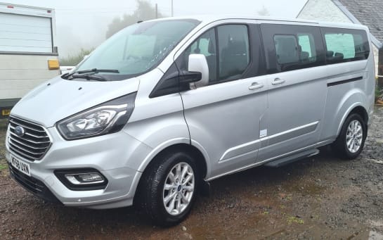 A 2018 FORD TOURNEO CUSTOM 310 TITANIUM