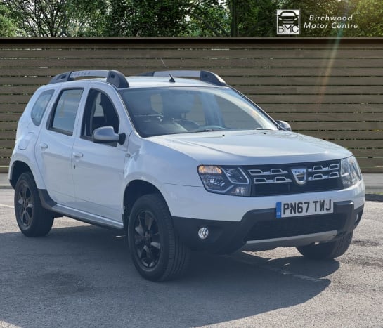 A null DACIA DUSTER 1.2 TCe Prestige SUV 5dr Petrol Manual Euro 6 (s/s) (125 ps) 2 KEYS & SERVI