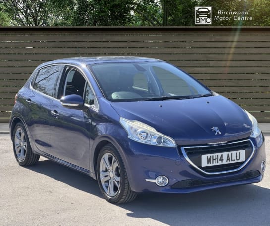 A null PEUGEOT 208 1.6 VTi Allure Hatchback 5dr Petrol Auto Euro 5 (120 ps) FSH!! LAST SERVICE