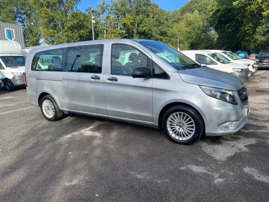 A null MERCEDES-BENZ VITO 2.0 114CDI TOURER SELECT L3 5d 135 BHP Rear Camera, Sat Nav, Rear Air Con