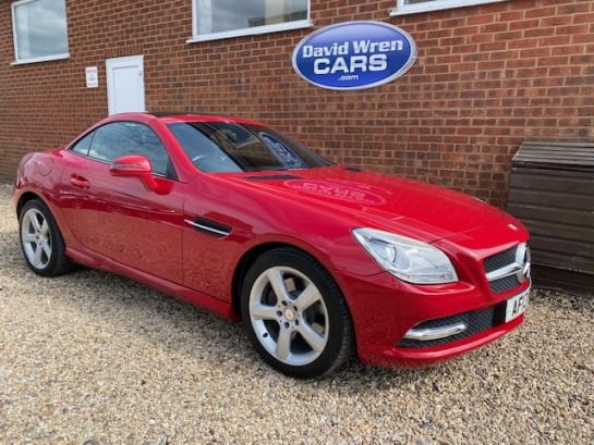 A null MERCEDES-BENZ SLK 2.1 SLK250 CDI BlueEfficiency Convertible 2dr Diesel G-Tronic+ Euro 5 (s/s)