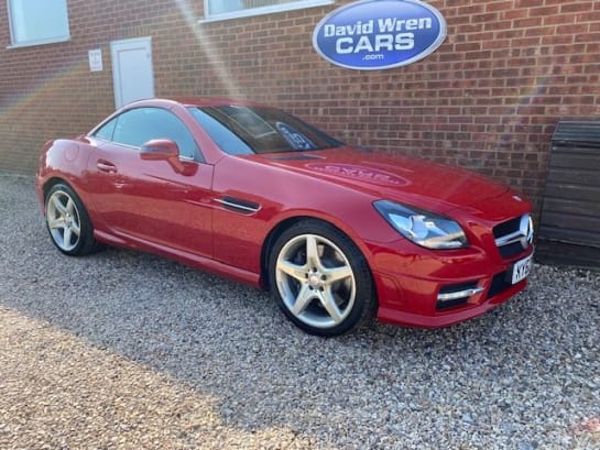 A null MERCEDES-BENZ SLK 3.5 SLK350 BlueEfficiency AMG Sport Convertible 2dr Petrol G-Tronic+ Euro 5