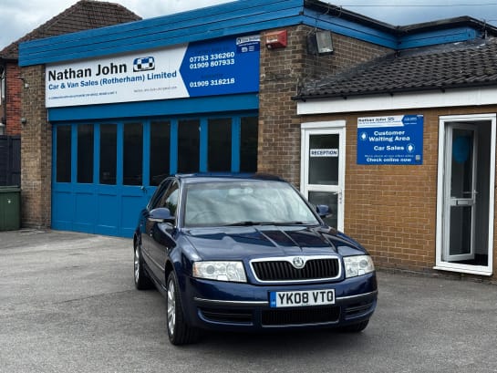 A null SKODA SUPERB 2.0 TDI Pure Drive Laurin & Klement Saloon 4dr Diesel Manual (169 g/km, 140 bhp)