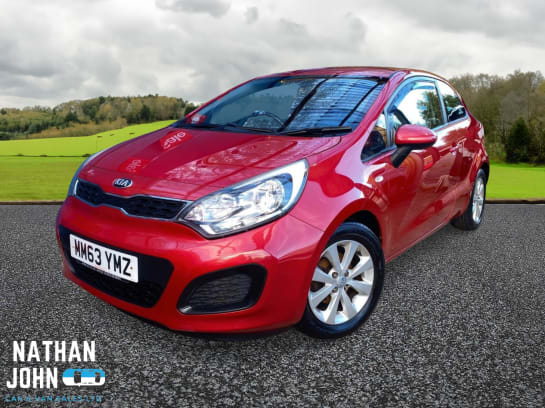 A null KIA RIO 1.25 VR7 Hatchback 3dr Petrol Manual Euro 5 (84 bhp)