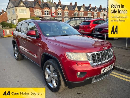 A 2012 JEEP GRAND CHEROKEE V6 CRD OVERLAND