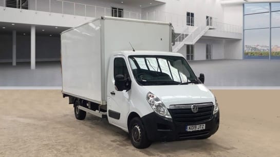 A 2019 VAUXHALL MOVANO L3H1 R3500 BOX VAN
