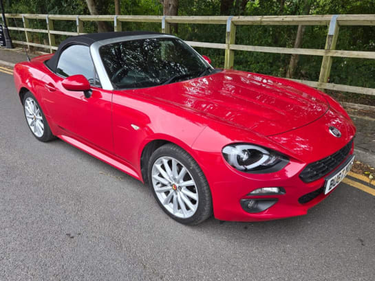 A null FIAT 124 1.4 SPIDER MULTIAIR LUSSO PLUS 2DR 139 BHP