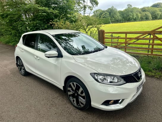 A null NISSAN PULSAR 1.2 DIG-T Tekna Hatchback 5dr Petrol Manual Euro 6 (s/s) (115 ps) + SERVICE