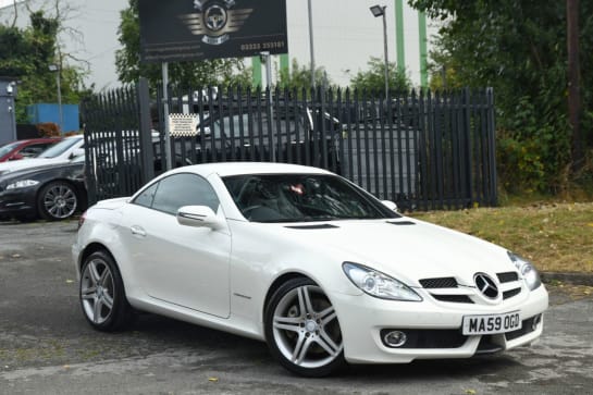 A null MERCEDES-BENZ SLK 1.8 SLK200 KOMPRESSOR 2d 184 BHP AIRSCARF/HEATED SEATS