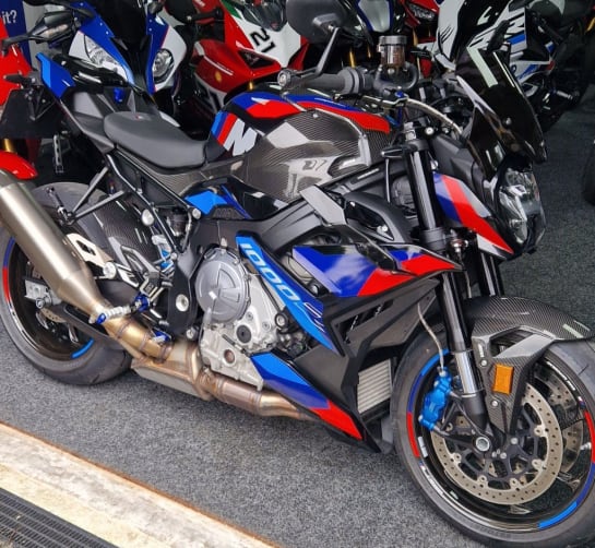 A 2023 BMW M 1000 R
