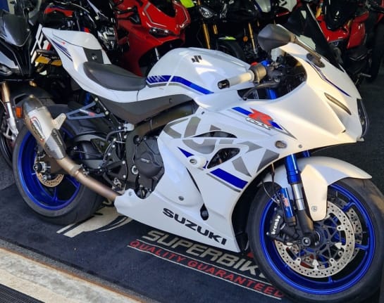 A 2018 SUZUKI GSXR 1000 RAL8 Gsxr 1000