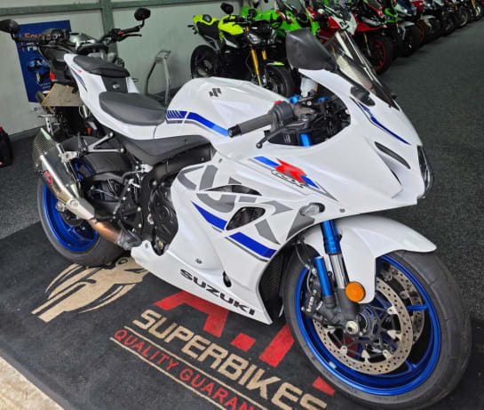 A 2018 SUZUKI GSXR 1000 RAL8 Gsxr 1000