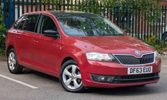 A null SKODA RAPID SPACEBACK 1.2 TSI SE Euro 5 5dr