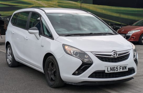 A null VAUXHALL ZAFIRA TOURER 1.4i Turbo Exclusiv Auto Euro 6 5dr