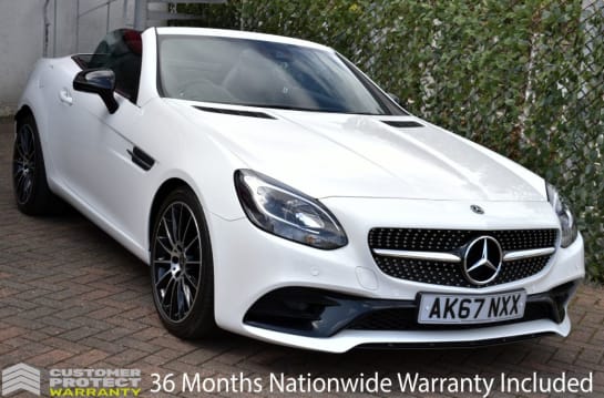 A null MERCEDES-BENZ SLC SLC 180 AMG-LINE ROADSTER 6-SPEED 154 BHP (EURO 6) Garmin Navigation / Park
