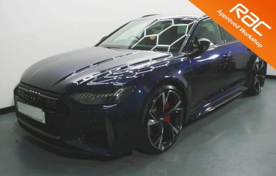 A 2020 AUDI A6 RS 6 AVANT TFSI QUATTRO CARBON BLACK