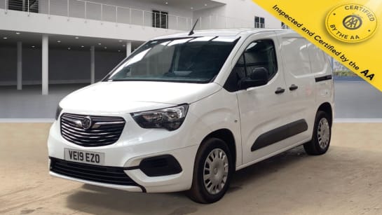 A 2019 VAUXHALL COMBO L1H1 2000 SPORTIVE S/S