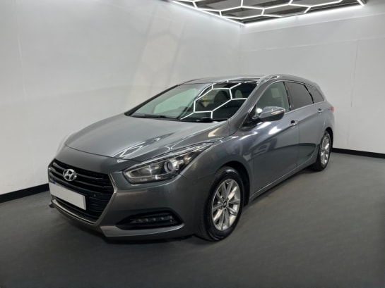 A 2016 HYUNDAI I40 CRDI SE NAV BUSINESS BLUE DRIVE