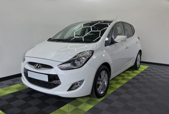 A null HYUNDAI IX20 1.6 Style Hatchback 5dr Petrol Auto Euro 5 (123 bhp)