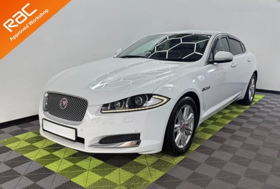 A null JAGUAR XF 2.2d Portfolio Saloon 4dr Diesel Auto Euro 5 (s/s) (163 ps)