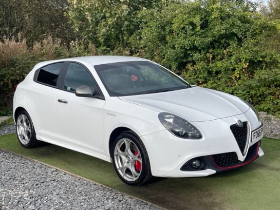 A null ALFA ROMEO GIULIETTA 2.0 JTDM-2 Speciale Hatchback 5dr Diesel Manual Euro 6 (s/s) (150 bhp) 60 +