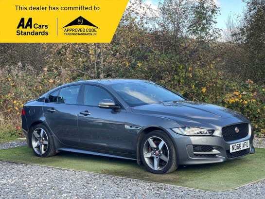 A null JAGUAR XE 2.0d R-Sport Saloon 4dr Diesel Auto AWD Euro 6 (s/s) (180 ps) 6 MONTHS WARR