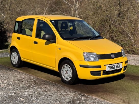 A null FIAT PANDA 1.2 Active Hatchback 5dr Petrol Manual (113 g/km, 60 bhp) EXCELLENT SERVICE