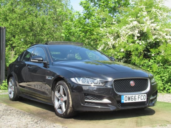 A null JAGUAR XE 2.0d R-Sport Saloon 4dr Diesel Auto AWD Euro 6 (s/s) (180 ps) EXCELLENT SER