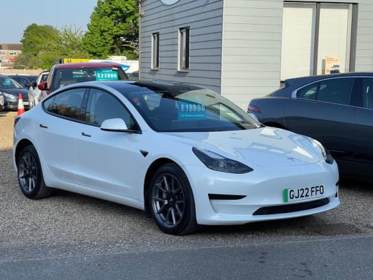 A null TESLA MODEL 3 Standard Range Plus Saloon 4dr Electric Auto RWD (241 bhp)
