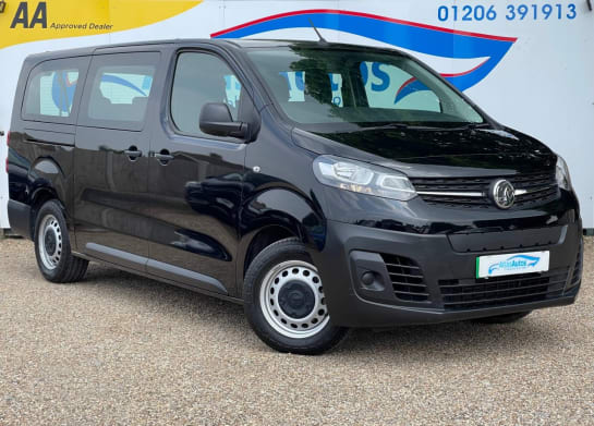 A null VAUXHALL VIVARO LIFE ELECTRIC 50kWh Combi MPV 5dr Electric Auto LWB (9 Seat, 7.4kW Charger) (136 ps)
