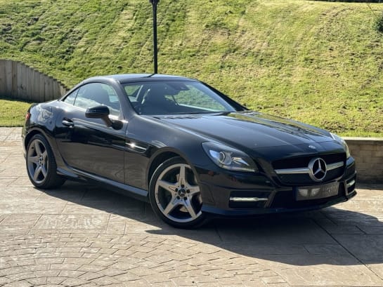 A null MERCEDES-BENZ SLK 2.1 SLK250 CDI BLUEEFFICIENCY AMG SPORT 2d 204 BHP FULL SERVICE HISTORY.