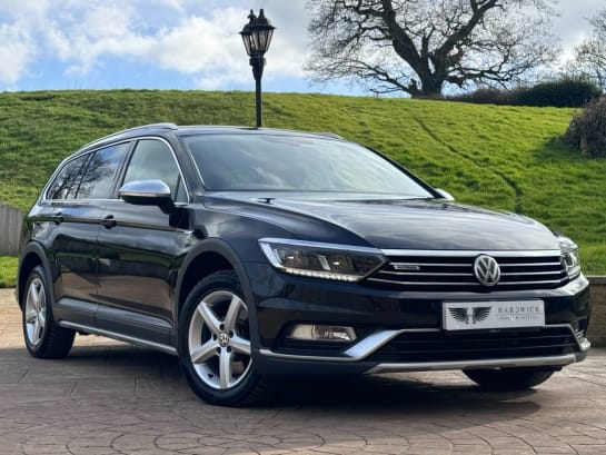 A null VOLKSWAGEN PASSAT 2.0 TDI BlueMotion Tech Alltrack Estate 5dr Diesel Manual 4Motion Euro 6 (s
