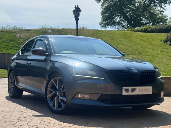 A null SKODA SUPERB 2.0 TDI SportLine Hatchback 5dr Diesel DSG Auto 6Spd 4WD Euro 6 (s/s) (190