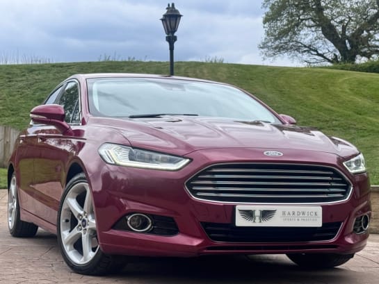A null FORD MONDEO 2.0 TDCi AWD Titanium Hatchback 5dr Diesel Manual Euro 6 (s/s) (150 ps) SAT