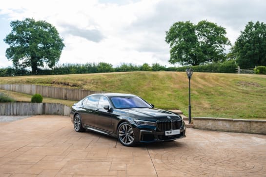 A null BMW 7 SERIES 6.6 M760L V12 Saloon 4dr Petrol Auto xDrive Euro 6 (s/s) (585 ps)