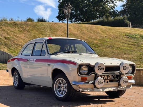 A null FORD ESCORT MEXICO STEEL BUBBLE ARCES.
