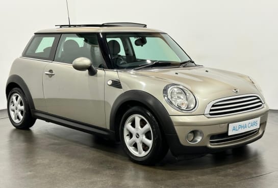 A null MINI HATCH ONE 1.4 ONE 3d 94 BHP