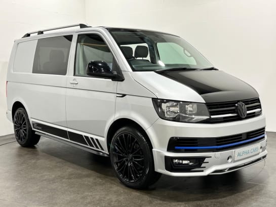 A null VOLKSWAGEN TRANSPORTER 2.0 TDI T28 BlueMotion Tech Highline 6 Seater Window Van 5dr Diesel Manual