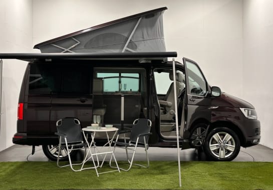 A null VOLKSWAGEN CALIFORNIA 2.0 BiTDI BlueMotion Tech Ocean Camper 4dr Diesel Manual Euro 6 (s/s) (204