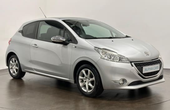 A null PEUGEOT 208 1.4 HDi Style Hatchback 3dr Diesel Manual Euro 5 (70 ps)