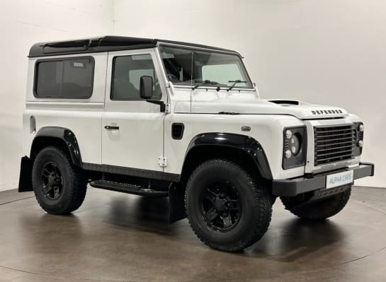 A null LAND ROVER DEFENDER 2.2 TDCi County SUV Double Cab 3dr Diesel Manual 4WD SWB Euro 5 (122 ps)