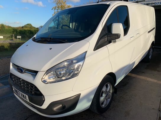 A 2018 FORD TRANSIT CUSTOM 290 LIMITED LR DCB